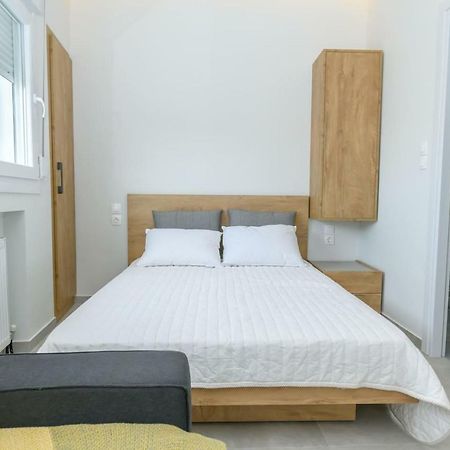 Superior Modern Apartment In The Center With View. Volos Exteriör bild