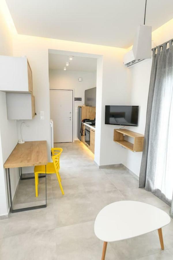 Superior Modern Apartment In The Center With View. Volos Exteriör bild